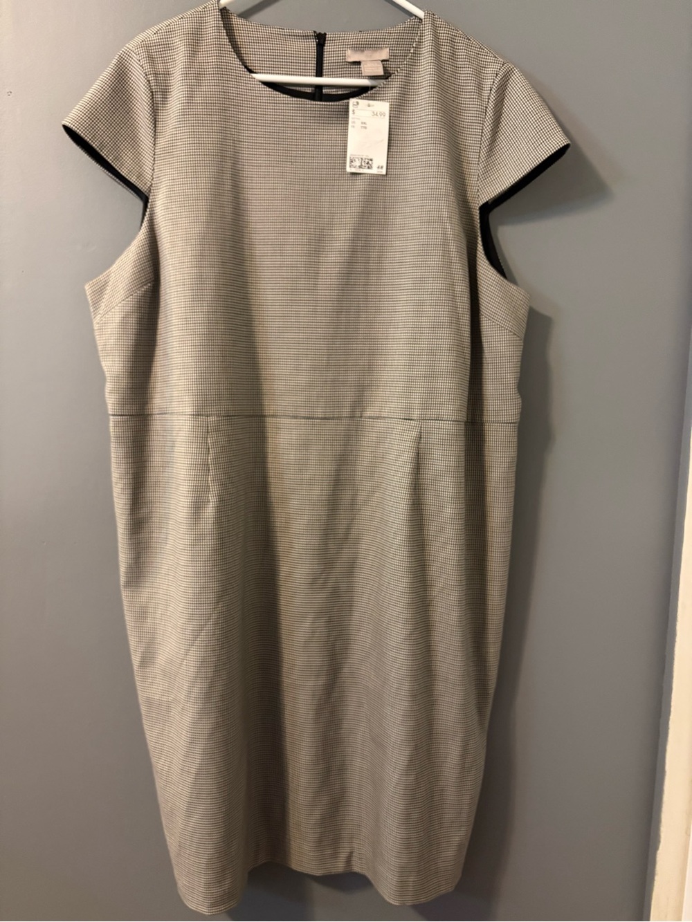 H&M Gray Micro-Check Sheath Dress